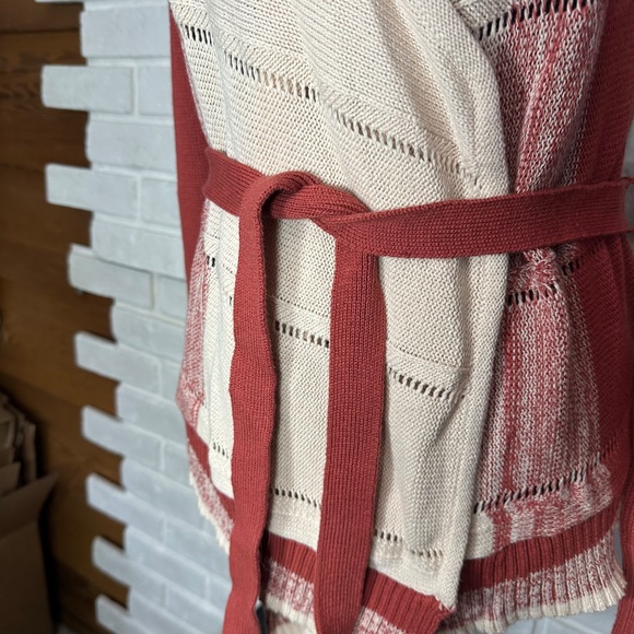 Cozy, Belted Wrap Cardigan by Ya Los Angeles Size Large - Picture 6 of 10